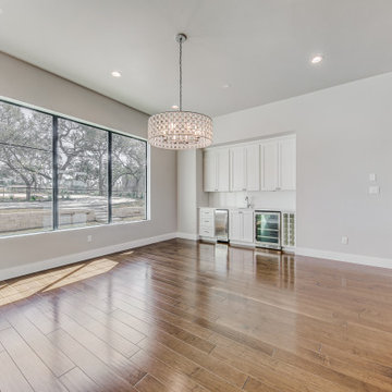 Transitional: 5,087 ft², 5 BR/5.5 BA/1 ST