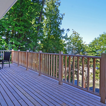 Renovated Waterfront Home