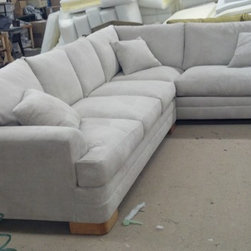Alessa Sectional - Sectional Sofas