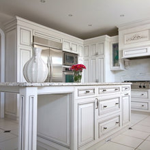 White kitchen with gray glaze