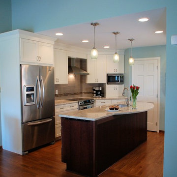 Small Simple Shaker Kitchen