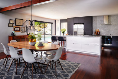 This is an example of a midcentury kitchen in San Diego.