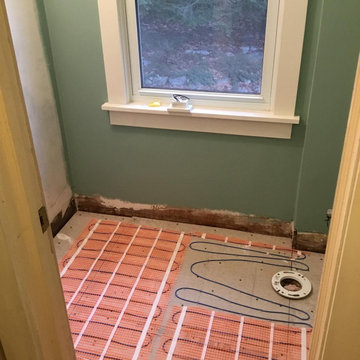 Guest Room Half Bath