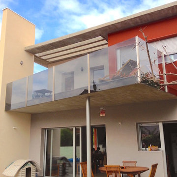 Single modern house Barcelona