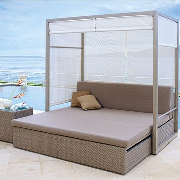 Coast Outdoor Daybed