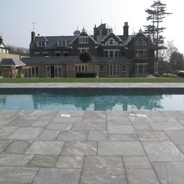 Sovereign, Ebony Cloud Paving, Private Garden