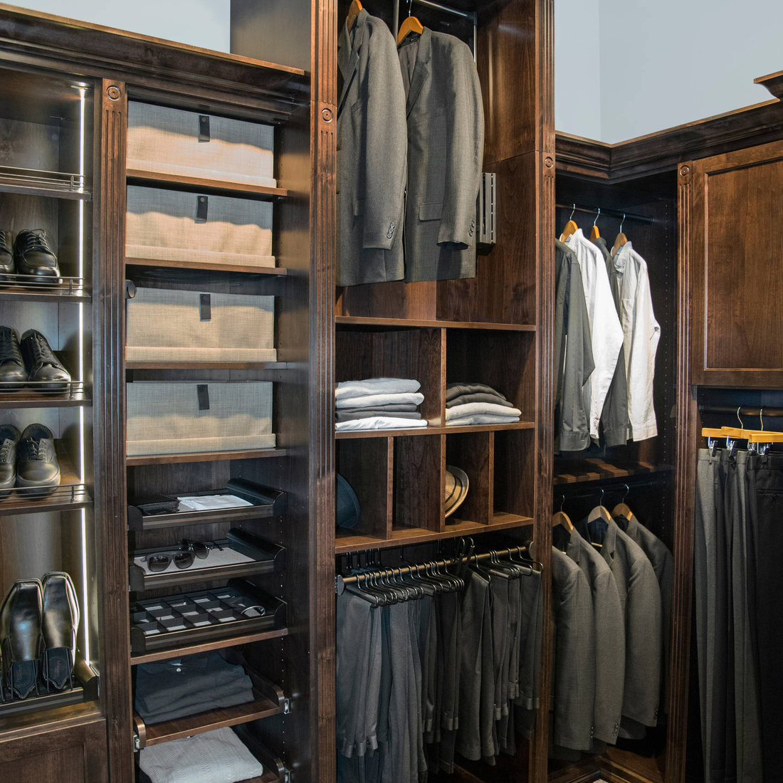 Men's Closet