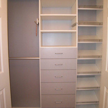 Small Reach In Closets