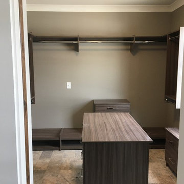 Custom Closet Systems