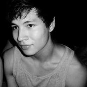 Sacha Lin's photo