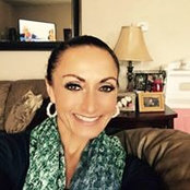 Lynn Thompson's photo