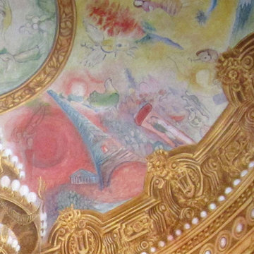 Attente: Paris Opera House Mural