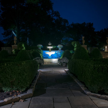 Landscape Lighting Adds Outdoor Magic to Stately Ohio Home
