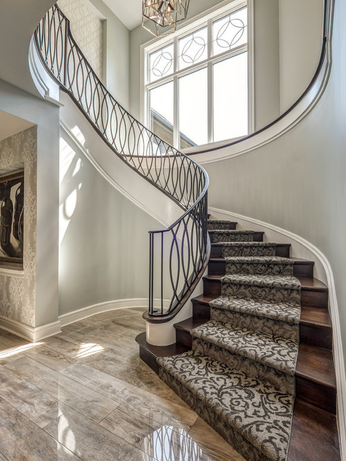 Fotos de escaleras | Diseños de escaleras clásicas con contrahuellas de