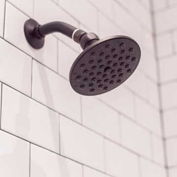 English Chestnut | Master Bathroom