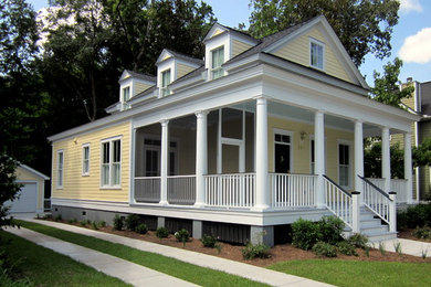 Home design - traditional home design idea in Charleston