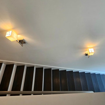 Project #112 | Traditional Staircase with Continuous Rail System