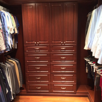 Men's Walk-in Closets