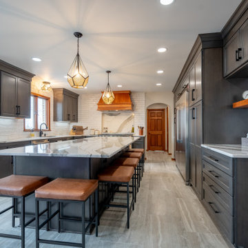 Kitchen in Canton - 2024