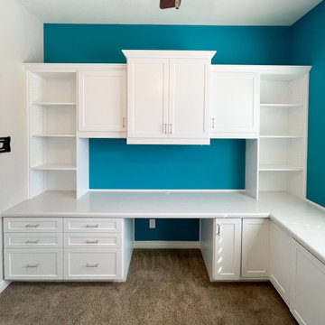 Craft/ Hobby Room