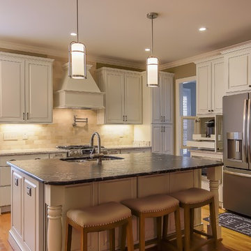 Hampton's Grant Area Kitchen