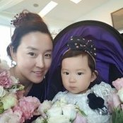 Sinah Jo's photo
