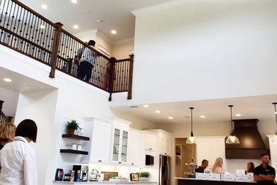 Family room - family room idea in Orlando