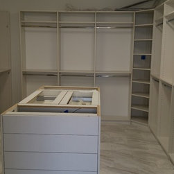Walk-In Closet System - Shoe Storage