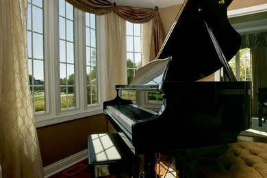 Elegant living room photo in Indianapolis