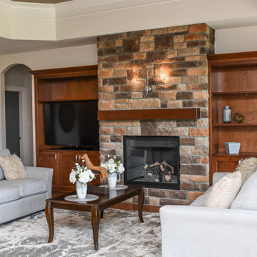 Vacant Home Staging - Home Situated on Upscale Golf Course, Courtenay, BC