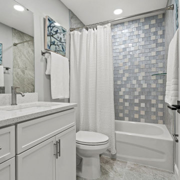 Dunnellon, FL | Vacant Home Staging - Parade of Homes Entry