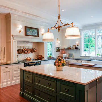English Countryside Style Kitchen - Colleyville, TX