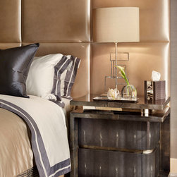 LONDON - Side Tables And End Tables