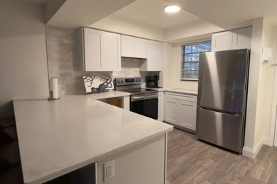 Example of a kitchen design in Miami
