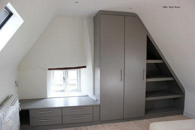 Design ideas for a large rural guest bedroom in Other with white walls, carpet and no fireplace.