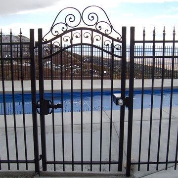 Huntington Grand Walkway Gate