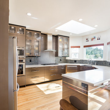 Modern Wave Kitchen