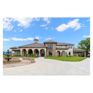 Rustic Lane - Mediterranean - Exterior - Houston - by Diane Martin ...
