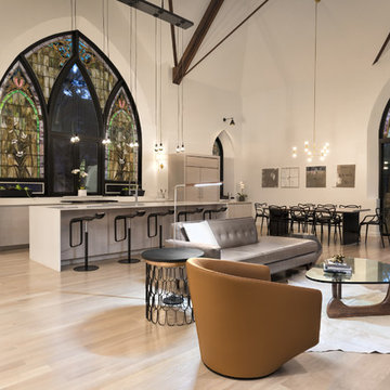 Soco Modern Socket Pendant by Tech Lighting