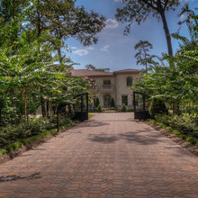 Isabelle's Gates, Entrances, Driveways