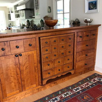 Tiger maple built-in bench