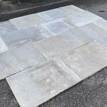 Antique Grey Barr