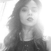 Mariela Maysonet's photo