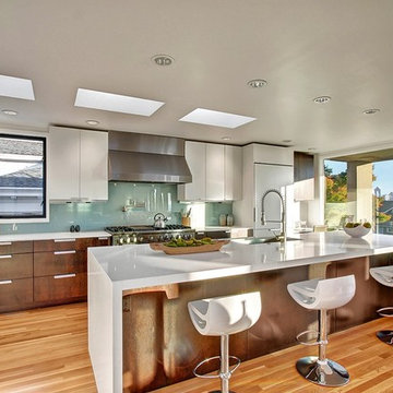Queen Anne Modern Staging