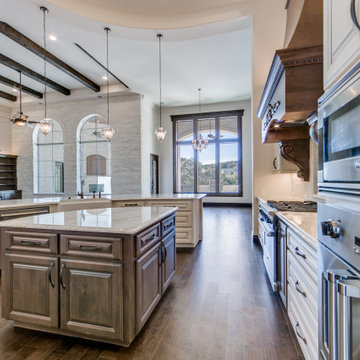 Spanish/Mediterranean: 5,326 ft²/3 bd/3.5 bth/1.5ST