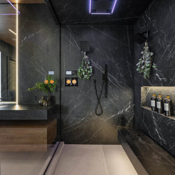 The Obsidian: Primary Bathroom