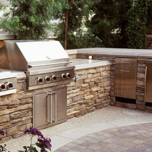 outdoor kitchen
