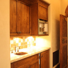 Third Floor - Wet Bar
