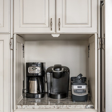 A Kitchen for Family and Entertaining