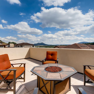 Outdoor Roof Deck